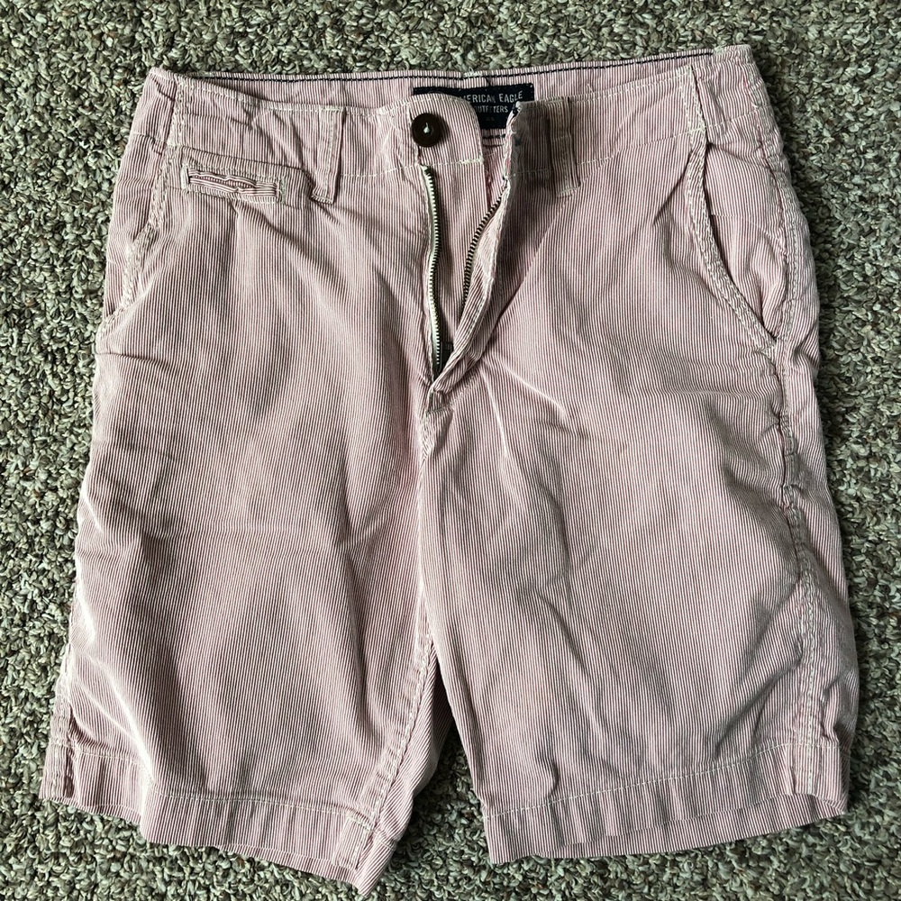 AMERICAN EAGLE | Shorts | Red Striped | 28 Waist